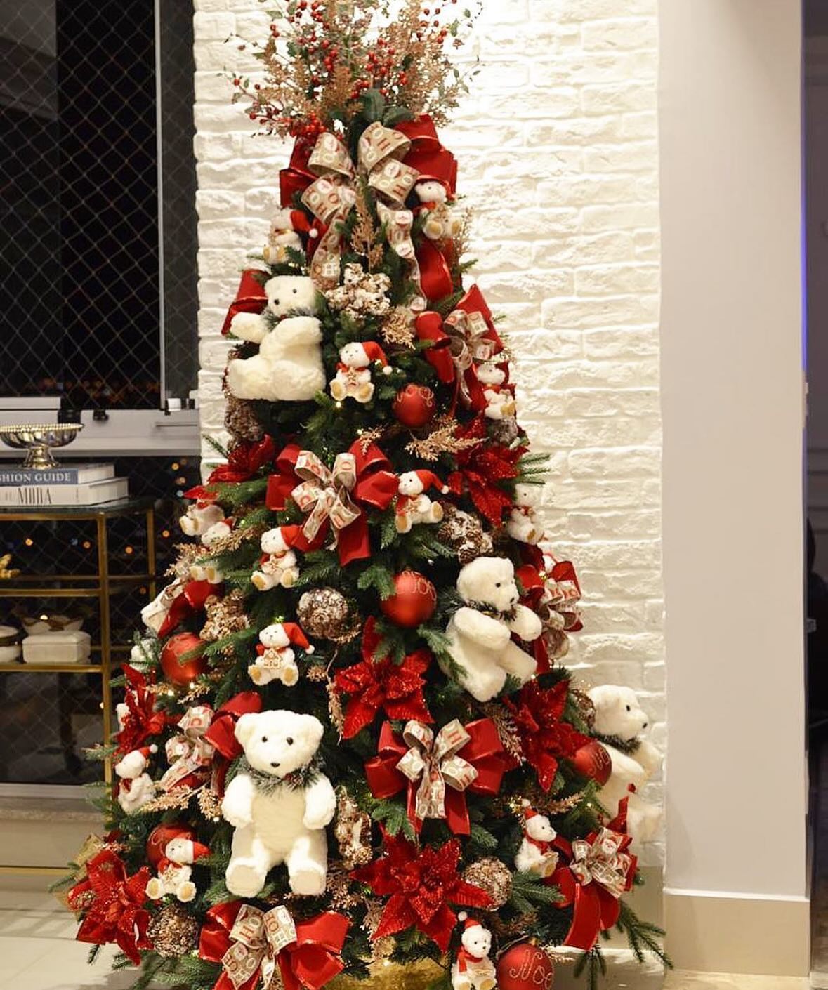 Decor Galore’s teddy bear Christmas tree